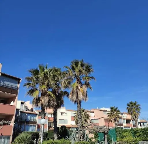 Ambassades Du Soleil *