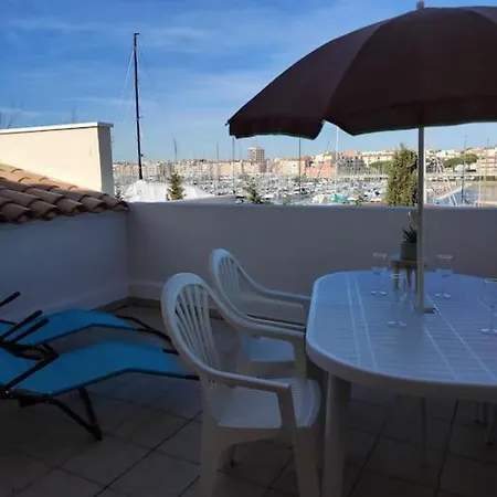 Studio Le Soleil Terrasse, Wifi, Clim, Piscine